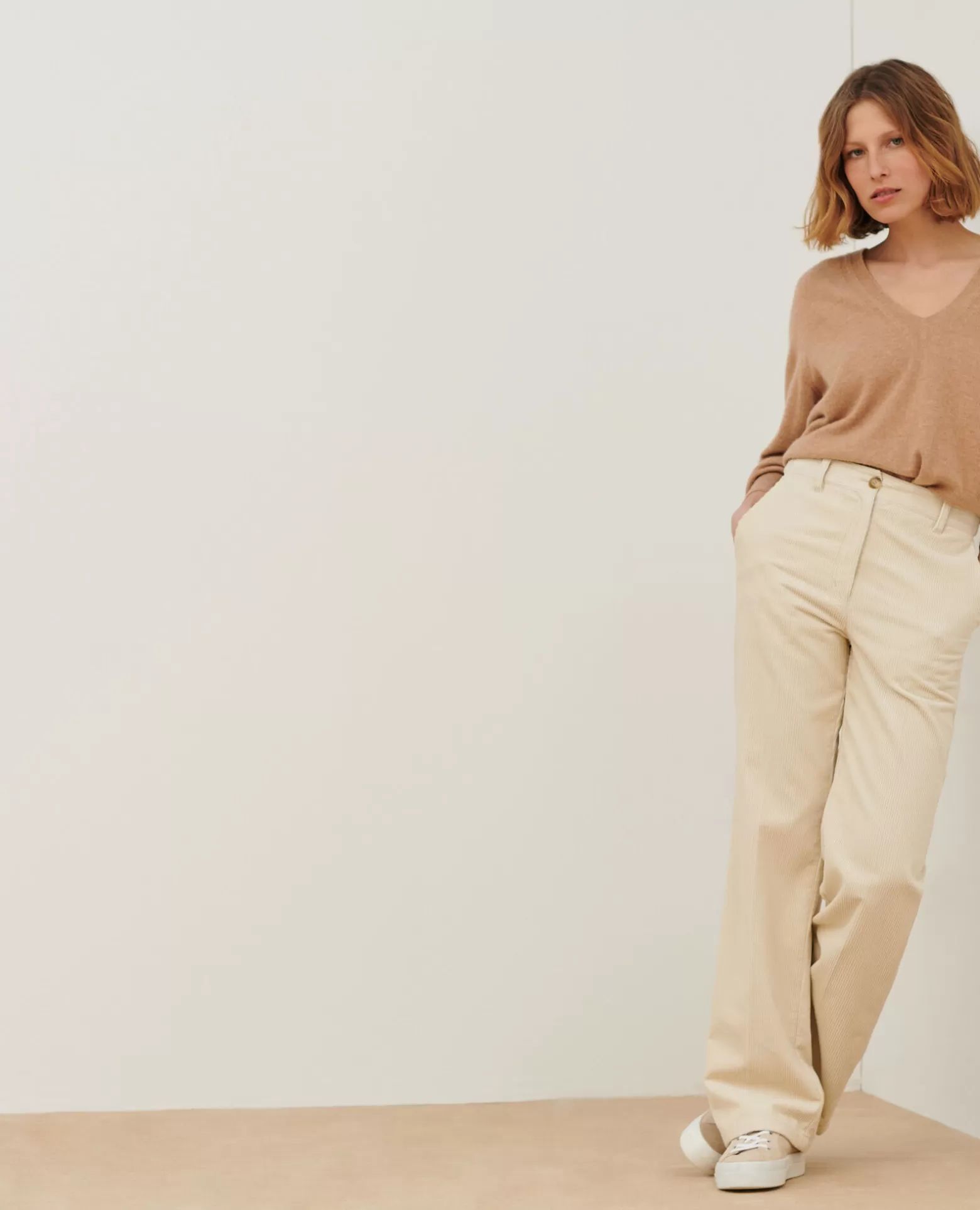 Pantalons | Comptoir des Cotonniers Blandine - Pantalon Droit En Velours Cotele 7107C 02 White