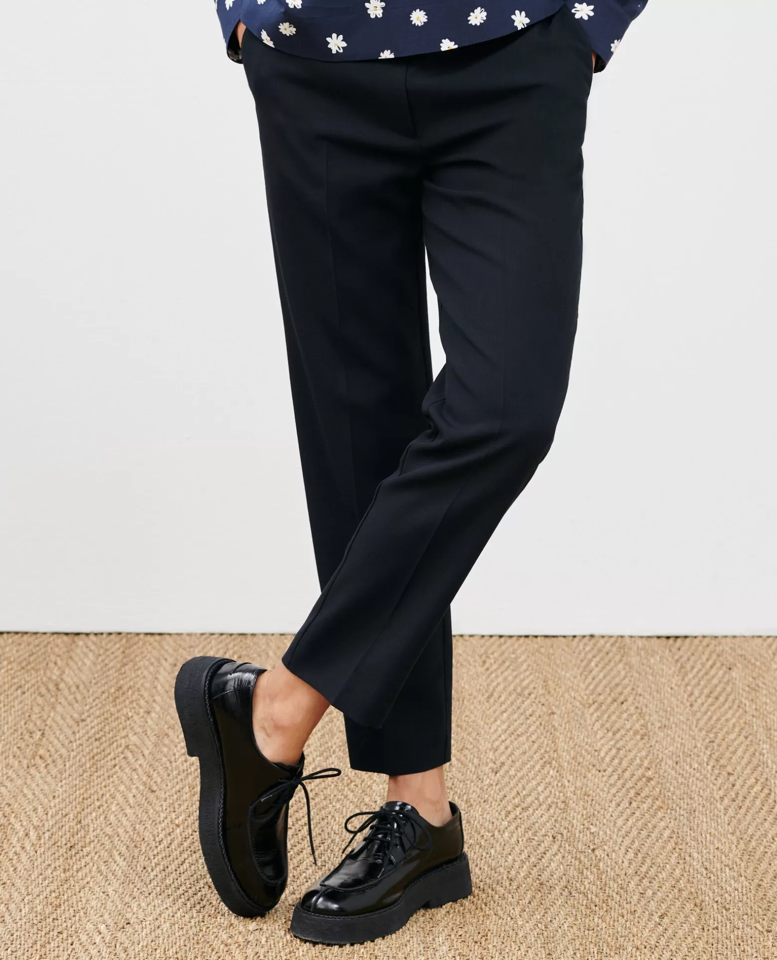 Pantalons | Comptoir des Cotonniers Marguerite - Pantalon Cigarette Black Beauty