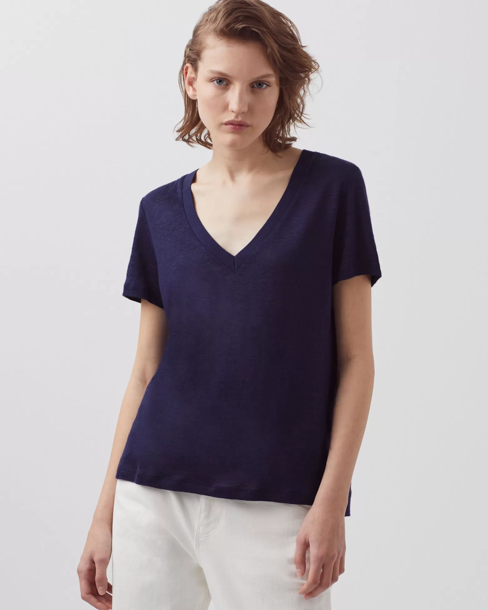 Tops | Comptoir des Cotonniers Sarah - T-Shirt Col V En Lin 4232 Maritime Blue